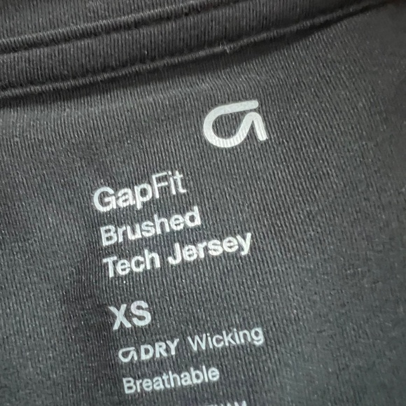 GapFit womens brushed tech jersey long sleeve black ruched athletic top size XS - Picture 5 of 5